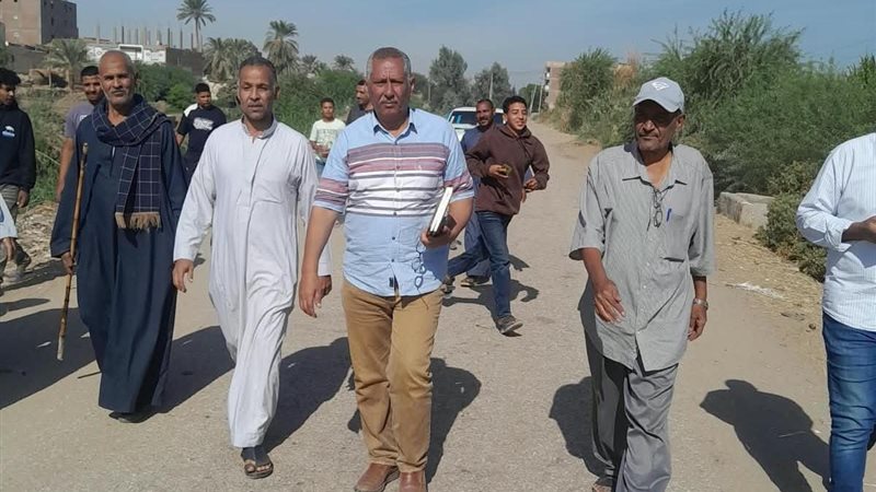 لجنة تعاين كوبري