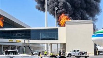 الحوثيون يعلنون استهداف مطار الملك خالد الدولي بالرياض بصاروخ باليستي