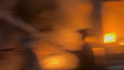 السيطرة على حريق التهم قاعة أفراح شهيرة في نجع حمادي بقنا