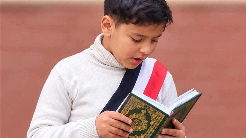 الطالب آدم
