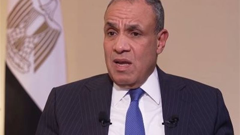  الدكتور بدر عبد