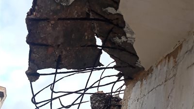 انهيار 7 عقارات وانفجار بغرفة كهرباء وحوادث طرق بالجملة حصيلة موجة الطقس السيئ بالإسكندرية 
