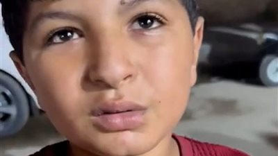 الداخلية تفحص فيديو الاعتداء على طفل يبيع عسلية بالمحلة.. الجاني يصفعه على وجهه