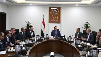 مدبولي يتابع خطة تحلية مياه البحر: نستهدف 9 ملايين متر مكعب يوميًا