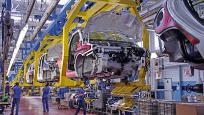 الحكومة: مصر أصبحت سوقًا أكثر جاذبية لتجميع السيارات