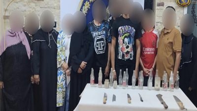 مشاجرة بسبب معاكسة فتاة.. الداخلية تضبط 12 متهما بحوزتهم أسلحة بيضاء