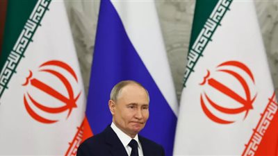 النووي الإيراني واستقرار الشرق الأوسط.. ماذا دار في لقاء بوتين-لاريجاني؟