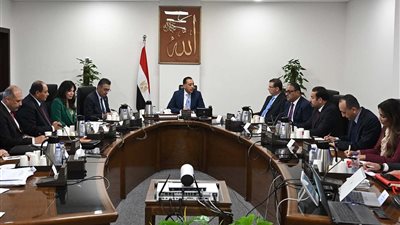 رئيس الوزراء يتابع جهود تطوير قطاع صناعة السكر في مصر وتعزيز الإنتاج المحلي