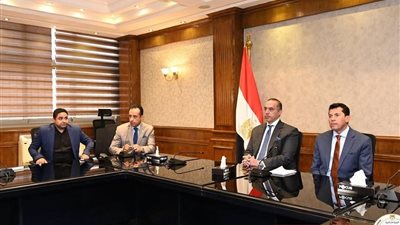 وزيرا الشؤون النيابية والشباب يشاركان في احتفالية مئوية المرشدات المصرية