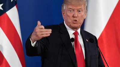 دونالد ترامب:  تم البدء في شحن الأسلحة لدعم أوكرانيا