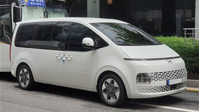 للترويج لأحدث طرازاتها الهايبرد.. هيونداي تُطلق حملتها الصيفية في الساحل الشمالي