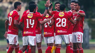 الأهلي يحقق انتصاره الأول في الدوري بالفوز على فاركو 4 - 1