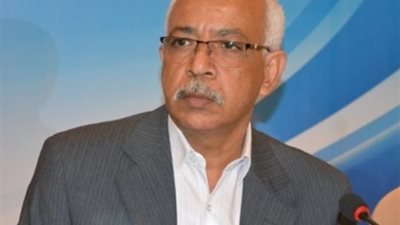 اتحاد عمال مصر: نرفض الحملات المغرضة لتشويه دور مصر في القضية الفلسطينية