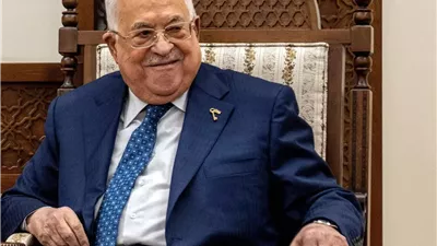 أبو مازن: قرار الحكومة الإسرائيلية باحتلال قطاع غزة جريمة جديدة تضاف إلى سلسلة جرائمها