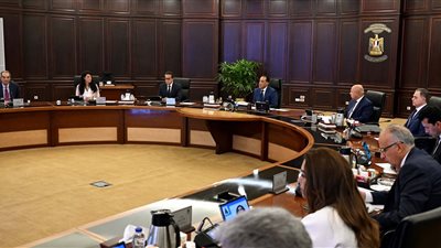 مجلس الوزراء يوافق على زيادة التعويض عن مخاطر المهن الطبية  150 ألفا للعجز الكلي 