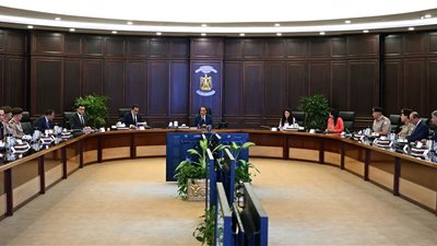 رئيس الوزراء يتابع نسب الإنجاز في مشروعات 