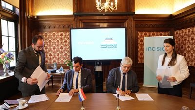 مصر توقع شراكة استراتيجية مع 