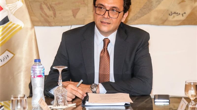 الدكتور أحمد فؤاد