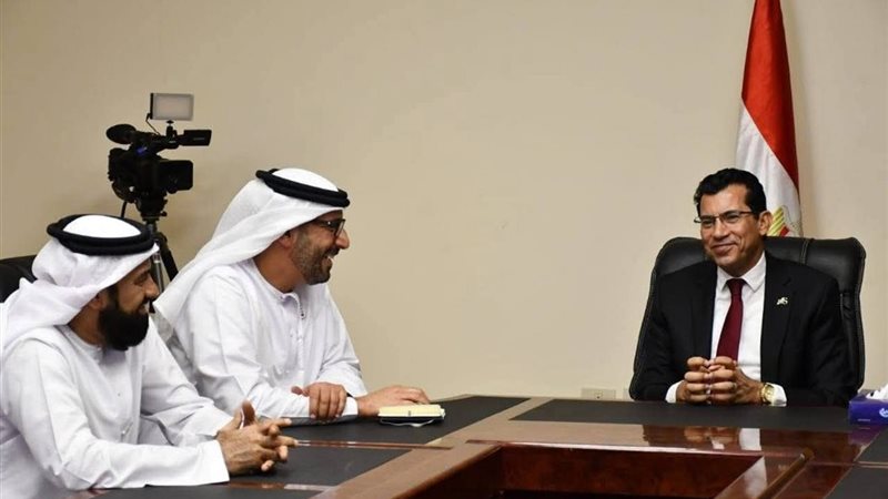 ممثلي مؤسسة زايد