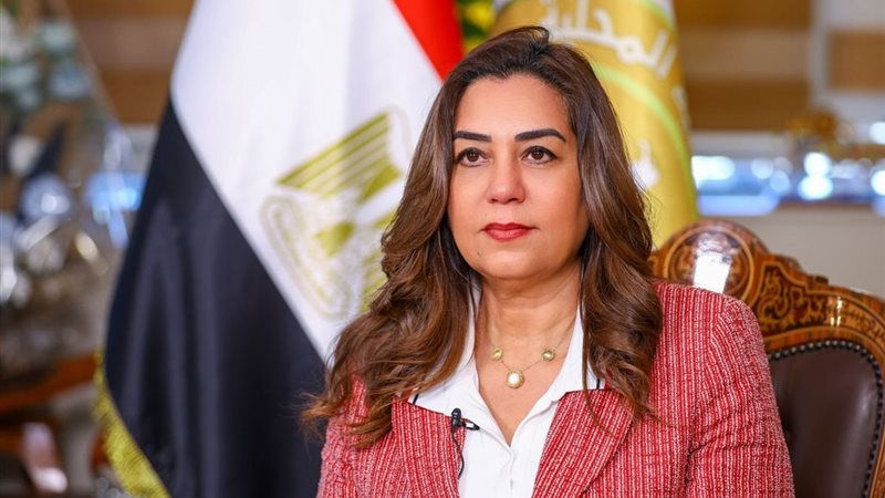 الدكتورة منال عوض