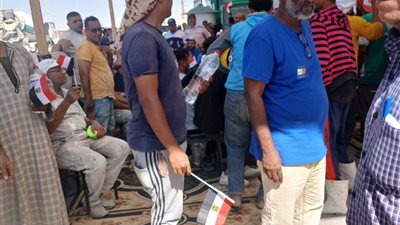 توافد الناخبين على لجان الاقتراع بمطروح في اليوم الثاني لانتخابات 