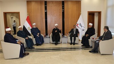 وزير الأوقاف يشهد ملتقى 