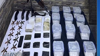 مصرع عنصر إجرامي خطير بأسيوط بحوزته مخدرات وأسلحة بقيمة 7 ملايين جنيه