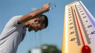 طقس الأربعاء.. شديد الحرارة نهارا رطب ليلا 