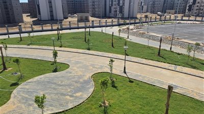  الإسكان: تسريع تنفيذ مشروعات الخدمات بمدينة أكتوبر الجديدة