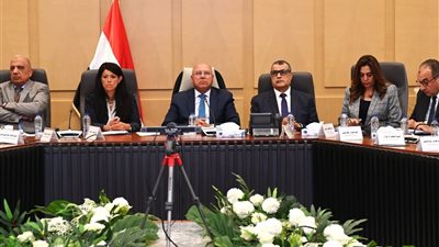 تفاصيل الاجتماع الثامن والعشرون لنائب رئيس الوزراء مع للمجموعة الوزارية للتنمية الصناعية