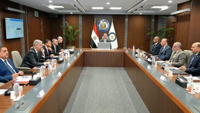 وزير البترول: مجمع شركة البحر الأحمر الوطنية واحداً من أهم المشروعات الداعمة للإقتصاد المصري