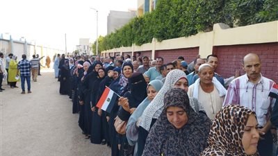 توافد الناخبين على صناديق الاقتراع بانتخابات مجلس الشيوخ بالشرقية 