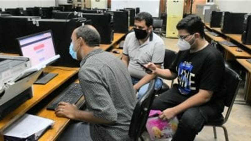 طلاب الثانوية العامة