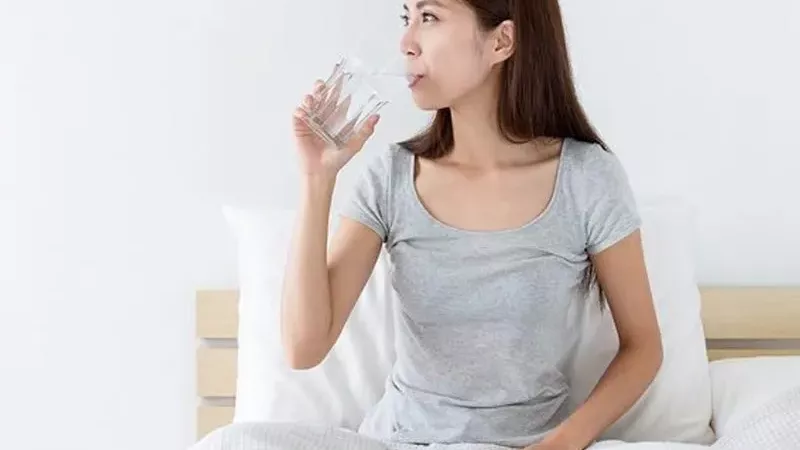 أهمية شرب الماء عند