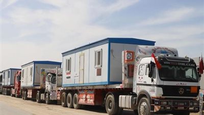 مصر تواصل إرسال المساعدات الإنسانية إلى قطاع غزة