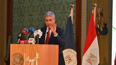وزير السياحة: مصر لن تتوقف عن إبهار العالم بما تنفرد به في مجال الآثار