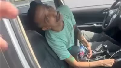 عرض سائق أوبر المتهم بتعاطي المخدرات أثناء القيادة على الطب الشرعي