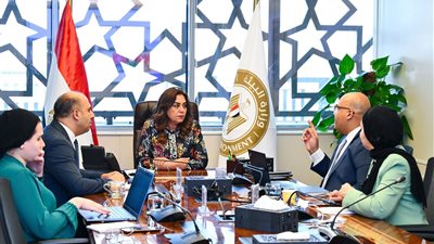 وزيرة التنمية المحلية تتابع جهود البرنامج الوطني لإدارة المخلفات ودعمه بالمحافظات