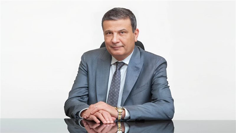 الدكتور علاء فاروق،
