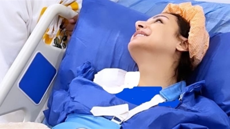 الفنانة أنغام