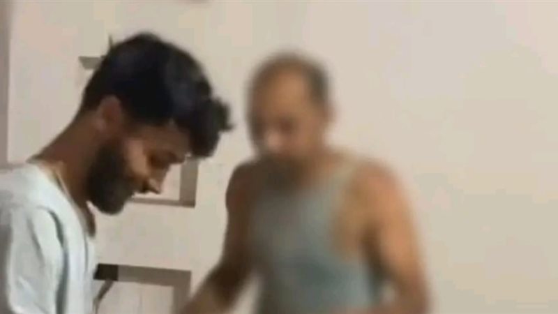 الاعتداء على شاب