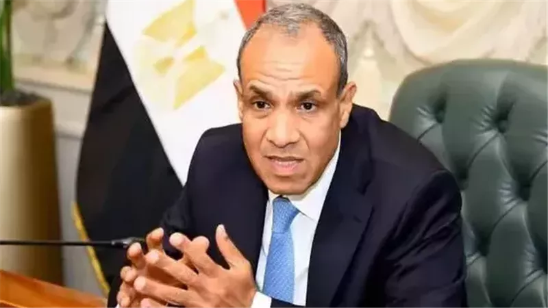 وزير الخارجية بدر