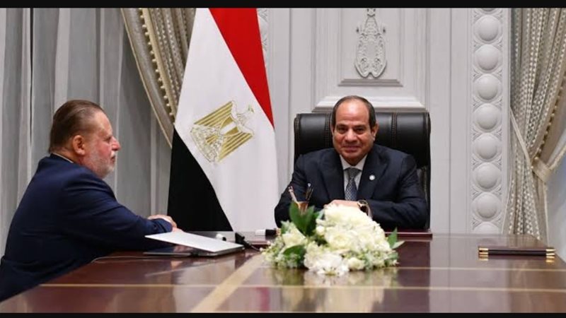 الرئيس ومحافظ البنك