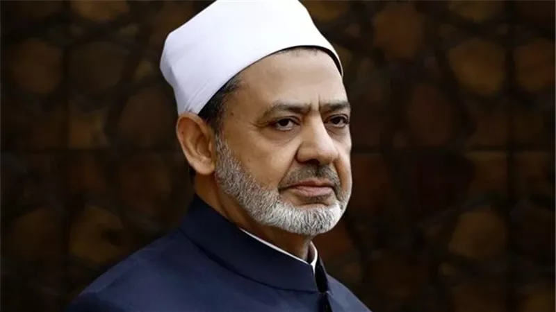 الدكتور احمد الطيب
