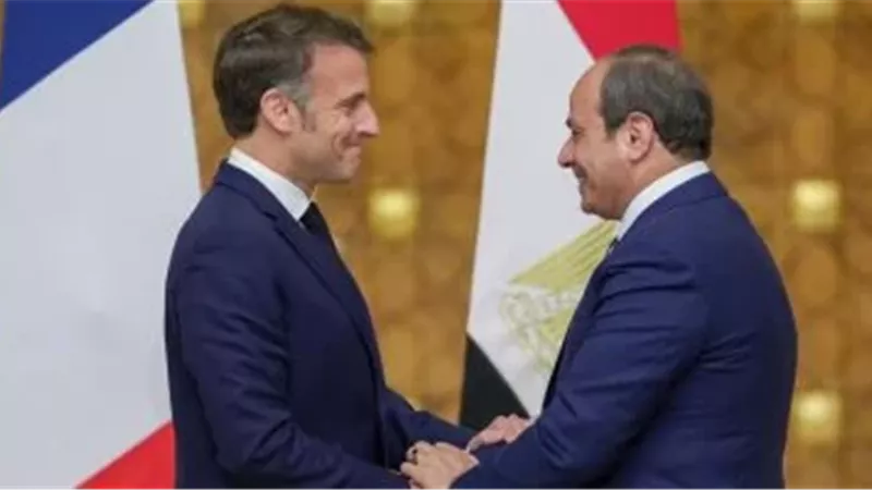 الرئيس السيسي وماكرون