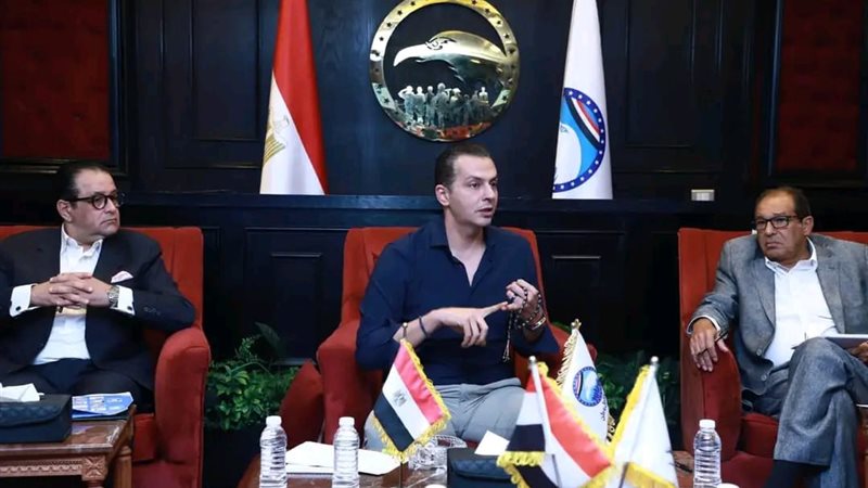 اجتماعات لجنة ترشيحات