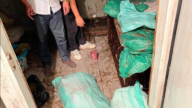 تضبط 3 أطنان لحمه