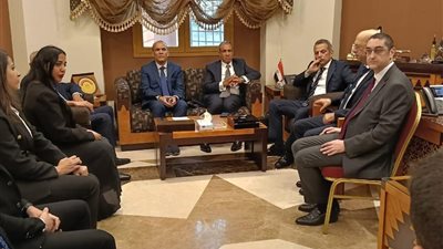 تفاصيل زيارة  وزير الخارجية لمقر القنصلية العامة المصرية في جدة