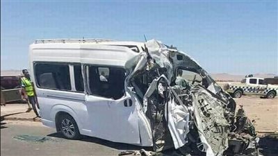 إصابة 5 أشخاص في انقلاب سيارة ملاكي بطريق المنيا – رأس غارب