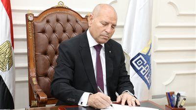 تفاصيل.. حركة تنقلات محدودة بين رؤساء الأحياء بالقاهرة